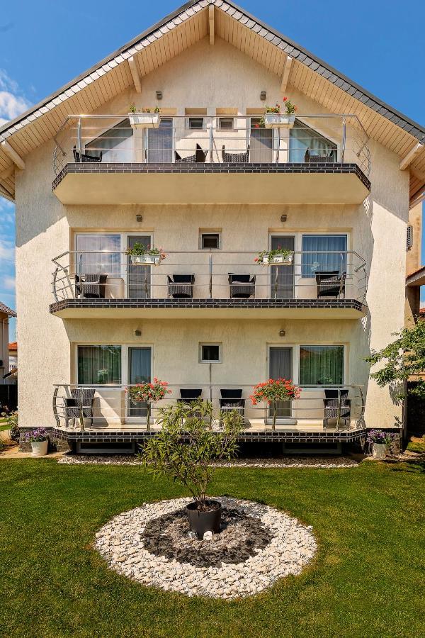 Vila Mosel Două Mai Eksteriør bilde